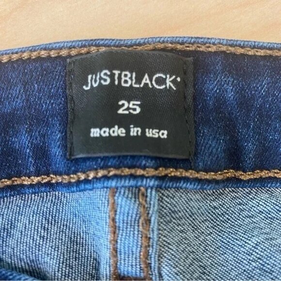 Just Black Denim Dark Wash Frayed Ankle Skinny Jeans - Picture 6 of 8